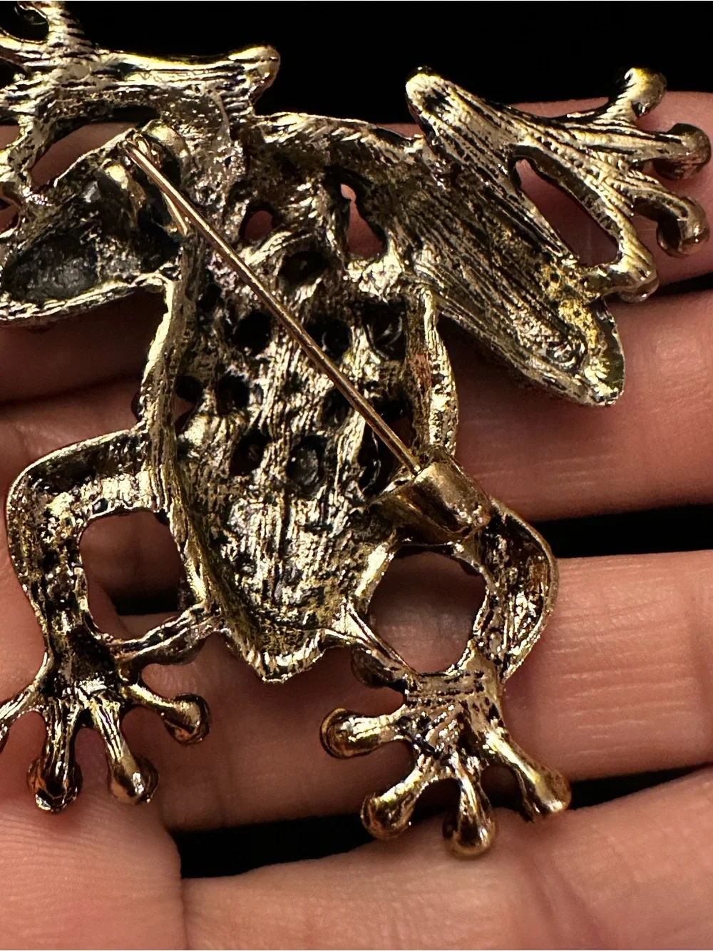 Emerald Green Glass ornate Large Frog Brooch/Pin - Women Jewelry